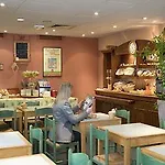 ibis Paris Pont de Suresnes Longchamp 