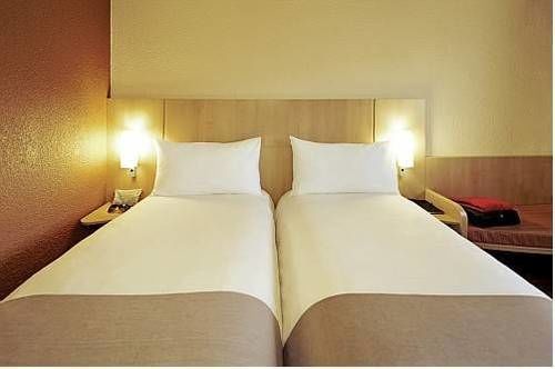 Ibis Paris Pont De Longchamp