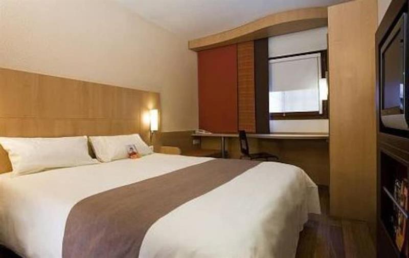 Ibis Paris Pont De Longchamp Suresnes
